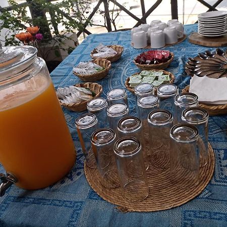 Mio Tulum Hotel Boutique エクステリア 写真 A typical breakfast in Morocco
