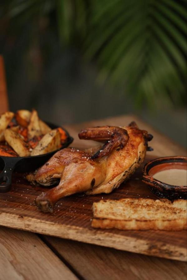 Mio Tulum Hotel Boutique エクステリア 写真 A half chicken